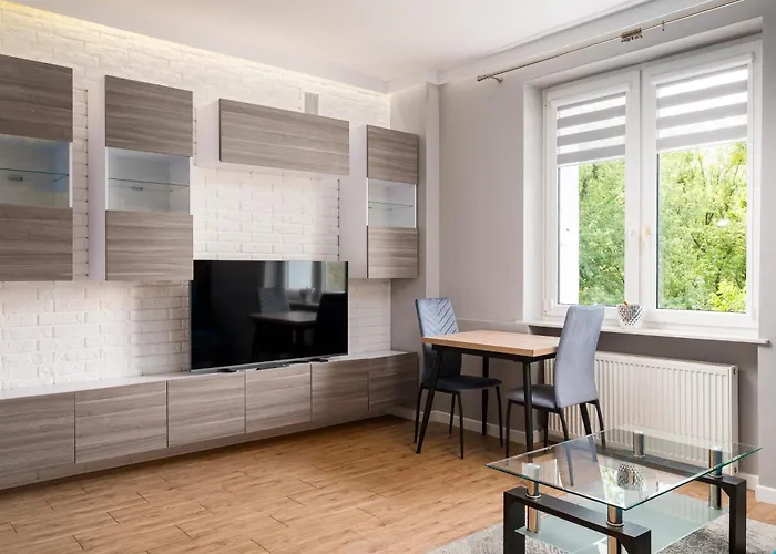 Skyline Blue By Bookinghost * Warszawa